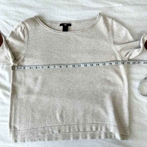 H&M Sweatshirt Elbow Pads Cropped Womens Size 6 Beige Brown Neutral Minimalist - Picture 7 of 10